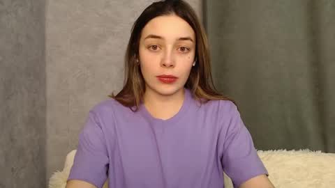 Snapshot of little_mia__ chatting on December 2024 08:58:02 PM Mia Im online every day 1530 PM in New York 2030 PM in London online show from December 2024 08:58:02 PM