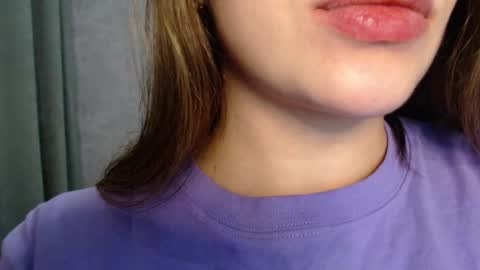 Snapshot of little_mia__ chatting on February 2025 08:26:02 PM Mia Im online every day 1530 PM in New York 2030 PM in London online show from February 2025 08:26:02 PM