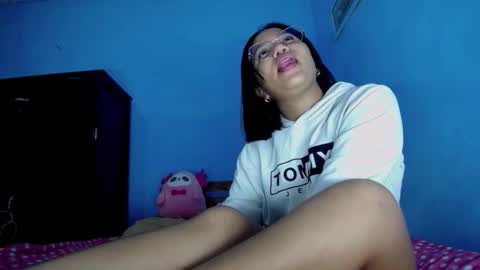 little_onixxx online show from September 2025 11:26:01 AM