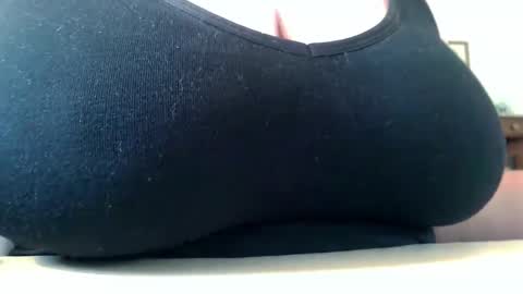 Snapshot of little_phantom chatting on December 2025 11:22:01 PM little_phantom online show from December 2025 11:22:01 PM