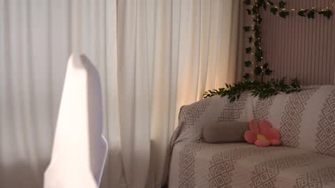 Kiki online show from October 2025 02:04:02 PM