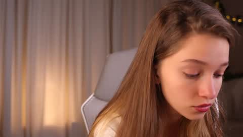 Kiki online show from October 2025 03:46:02 PM