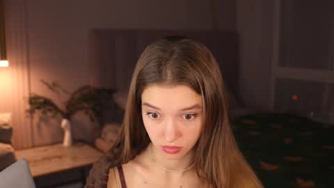 Kiki online show from October 2025 03:55:02 PM