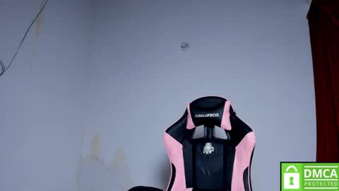 Snapshot of little_shaara chatting on October 2025 10:08:02 PM Shaara online show from October 2025 10:08:02 PM