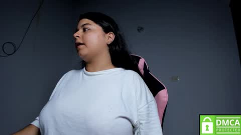 Snapshot of little_shaara chatting on October 2025 08:00:02 PM Shaara online show from October 2025 08:00:02 PM