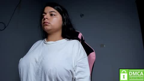 Snapshot of little_shaara chatting on October 2025 08:27:02 AM Shaara online show from October 2025 08:27:02 AM