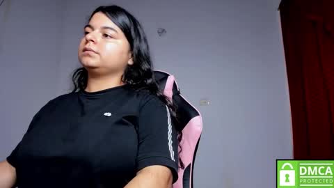 Snapshot of little_shaara chatting on October 2025 08:54:02 PM Shaara online show from October 2025 08:54:02 PM