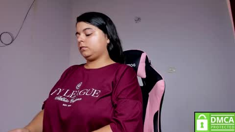 Snapshot of little_shaara chatting on November 2025 08:19:01 PM Shaara online show from November 2025 08:19:01 PM