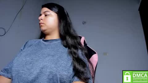 Snapshot of little_shaara chatting on November 2025 08:36:02 AM Shaara online show from November 2025 08:36:02 AM