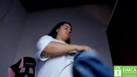 Snapshot of little_shaara chatting on November 2025 08:41:02 PM Shaara online show from November 2025 08:41:02 PM