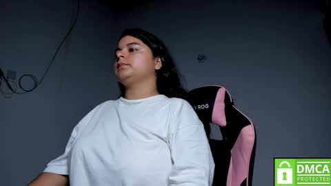 Snapshot of little_shaara chatting on November 2025 08:46:02 AM Shaara online show from November 2025 08:46:02 AM