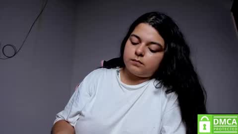 Snapshot of little_shaara chatting on November 2025 09:05:02 PM Shaara online show from November 2025 09:05:02 PM