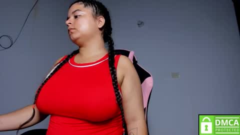 Snapshot of little_shaara chatting on November 2025 09:11:01 AM Shaara online show from November 2025 09:11:01 AM