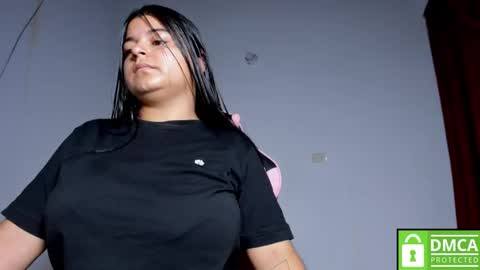 Snapshot of little_shaara chatting on December 2025 09:15:02 AM Shaara online show from December 2025 09:15:02 AM