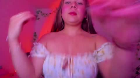 Tifanny online show from March 2026 06:59:01 PM