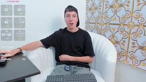 Snapshot of littledanny_ chatting on November 2025 07:35:01 PM DANNY online show from November 2025 07:35:01 PM