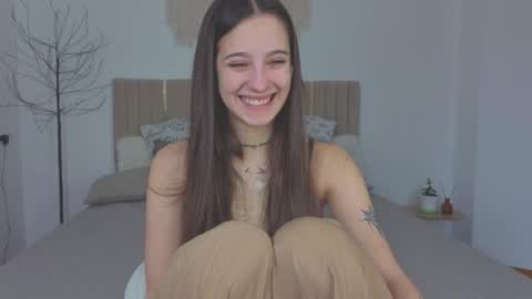 Lana online show from December 2025 07:47:01 AM