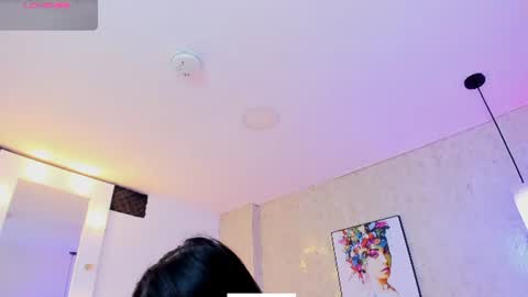 Snapshot of littlee_mia chatting on June 2026 05:14:02 PM littlee_mia online show from June 2026 05:14:02 PM