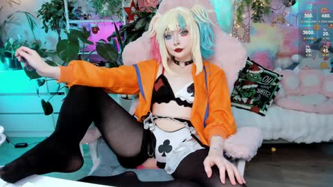 Snapshot of littleflufflepuff chatting on January 2025 04:08:01 PM Riza Riri Puff online show from January 2025 04:08:01 PM