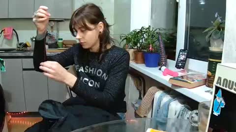 Snapshot of littlehappines chatting on February 2026 04:27:02 PM littlehappines online show from February 2026 04:27:02 PM