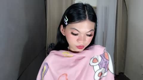 littlelace_ online show from June 2026 02:17:01 AM