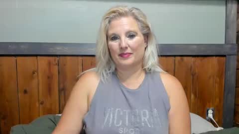 Snapshot of littlelisa1 chatting on September 2025 02:59:02 AM lisanixs online show from September 2025 02:59:02 AM
