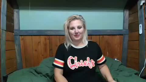 Snapshot of littlelisa1 chatting on October 2025 12:55:01 AM lisanixs online show from October 2025 12:55:01 AM