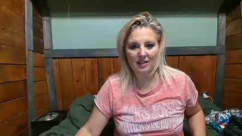 Snapshot of littlelisa1 chatting on November 2025 09:03:02 PM lisanixs online show from November 2025 09:03:02 PM