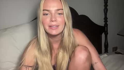 Marciabrady online show from December 2025 06:50:01 AM