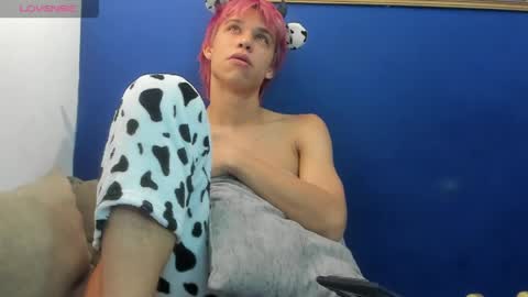 littlement23cm online show from May 2026 03:58:02 AM