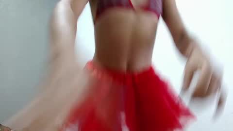  Mia online show from February 2025 05:02:01 AM