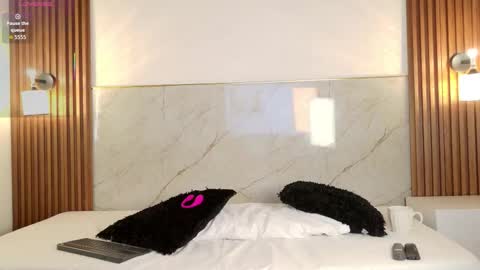 littlemichiko online show from November 2025 07:48:02 PM