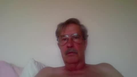 littlepetey17 online show from October 2025 10:04:02 PM