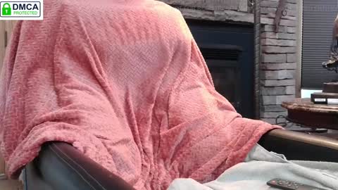 Snapshot of littlepistol chatting on January 2025 06:35:01 PM Miss D Shows Mon Wed Fri online show from January 2025 06:35:01 PM