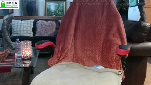 Snapshot of littlepistol chatting on January 2025 11:29:01 PM Miss D Shows Mon Wed Fri online show from January 2025 11:29:01 PM