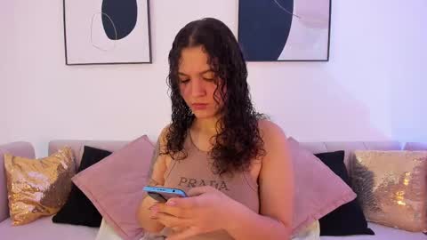 Snapshot of littlesoffi_gh chatting on February 2025 08:22:02 AM online show from February 2025 08:22:02 AM