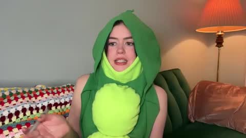 Little Sugar Pea  online show from January 2025 03:50:02 AM