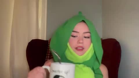 Little Sugar Pea  online show from September 2025 10:20:01 PM