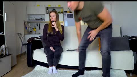 Little Tifany online show from October 2025 11:03:01 AM