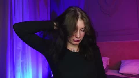 Snapshot of liv_fay chatting on November 2025 02:05:04 PM Liv 3 online show from November 2025 02:05:04 PM