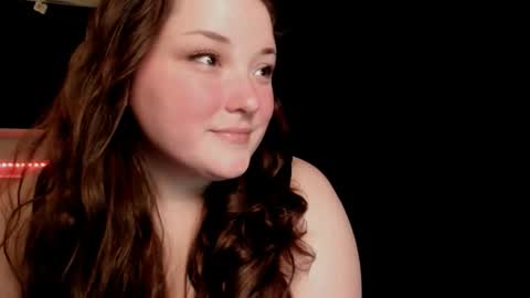 Liv online show from November 2025 02:43:02 AM