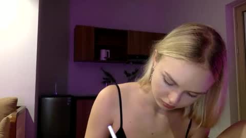 Liya online show from October 2025 11:32:02 AM