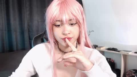 Elizabeth online show from December 2025 11:44:02 PM