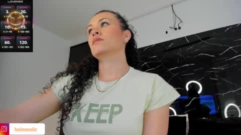 Liz  online show from March 2025 11:53:02 AM