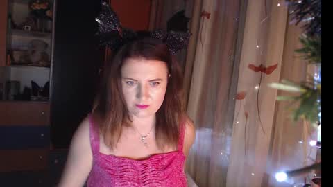 LizaCakes online show from December 2024 11:36:01 AM