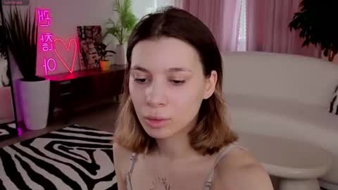 lizalovel online show from June 2026 07:32:01 AM