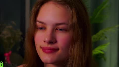 Snapshot of lizbethcoll chatting on December 2024 05:58:02 PM Sunnheart online show from December 2024 05:58:02 PM