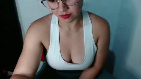 Snapshot of lizbodu chatting on January 2025 10:58:02 PM Lizze Bodu 3 online show from January 2025 10:58:02 PM