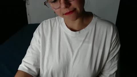 Snapshot of lizbodu chatting on February 2025 09:19:02 PM Lizze Bodu 3 online show from February 2025 09:19:02 PM