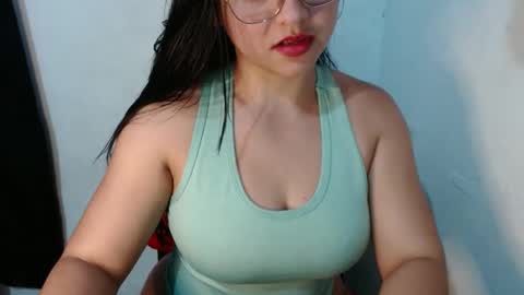 Snapshot of lizbodu chatting on February 2025 10:31:01 PM Lizze Bodu 3 online show from February 2025 10:31:01 PM